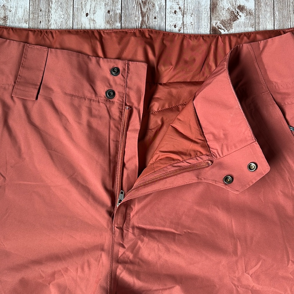 Patagonia Women's Snow/Ski Pants - Picture 3 of 8